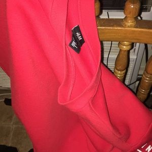 H&M sweatshirt mind to mind ❤️